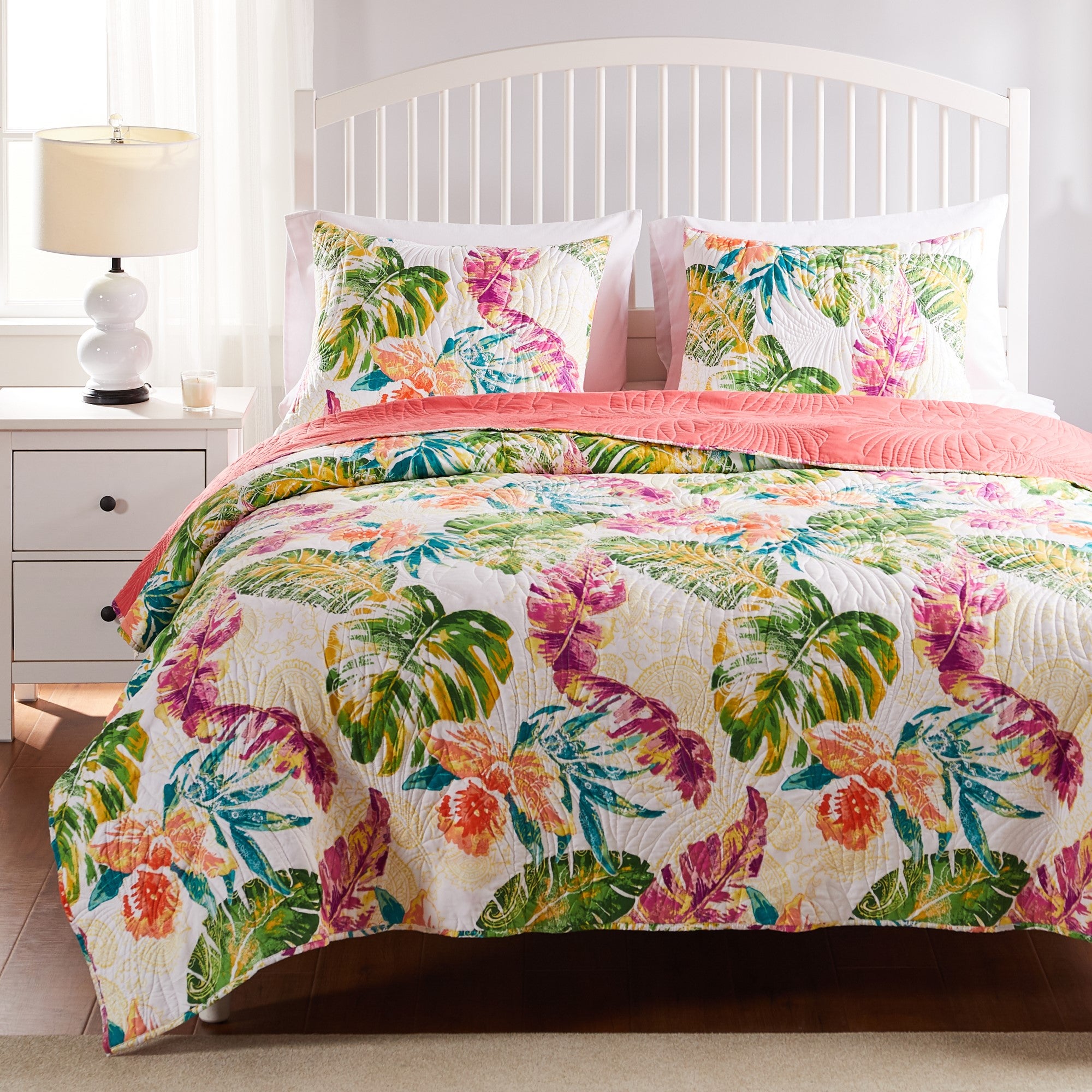  Greenland Home Fashions Tropics Reversible Coastal Palm Quilt Set - Coral - Bonton