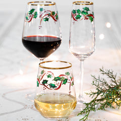 Holly Wine Glass