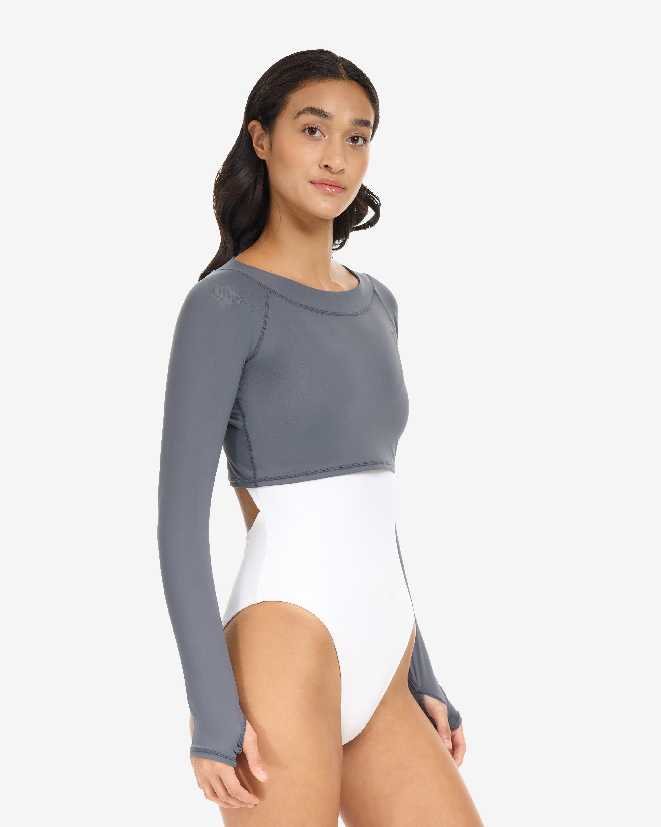  BloqUV WOMEN'S CROP TOP (4001) - Black - Bonton