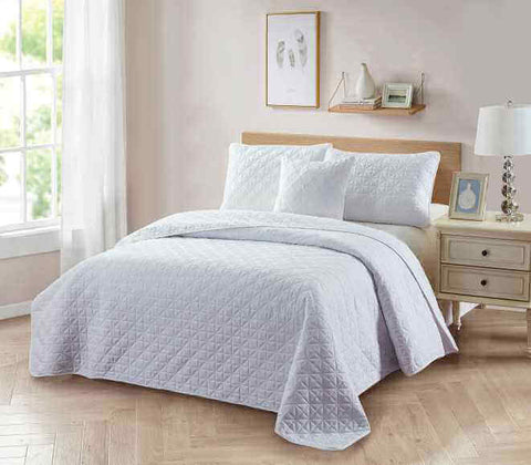 Dan River 4 Piece Solid Quilt Set With Cushion