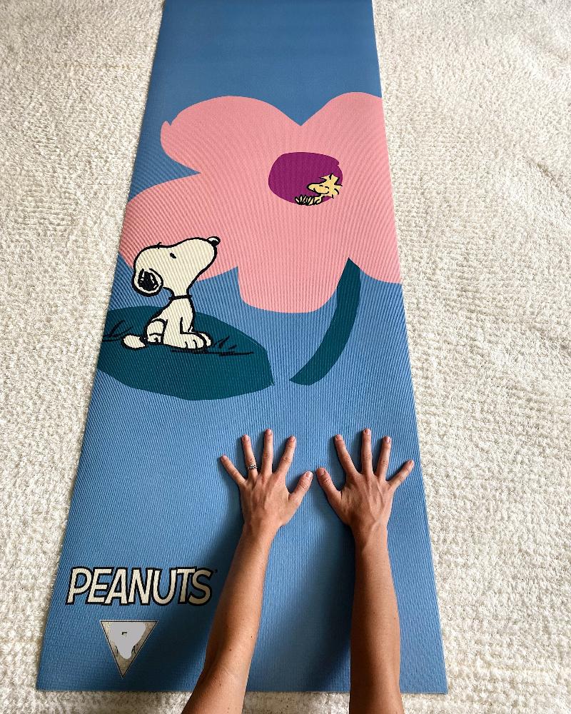  Yune Yoga Yune Yoga Mat Peanuts Snoopy Flower Blue by Yune Yoga - Default Title - Bonton