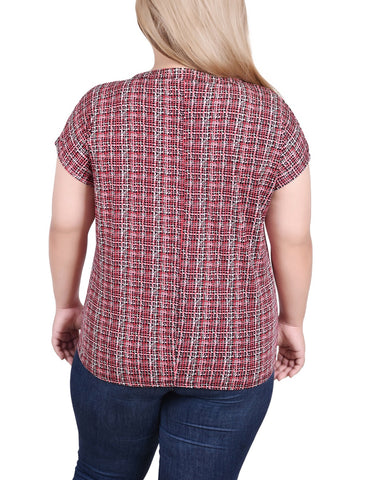 Plus Size Extended Sleeve Top With Grommets