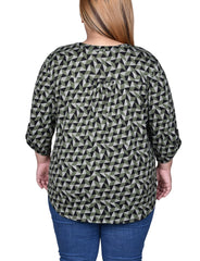 Plus Size 3/4 Roll Sleeve Top