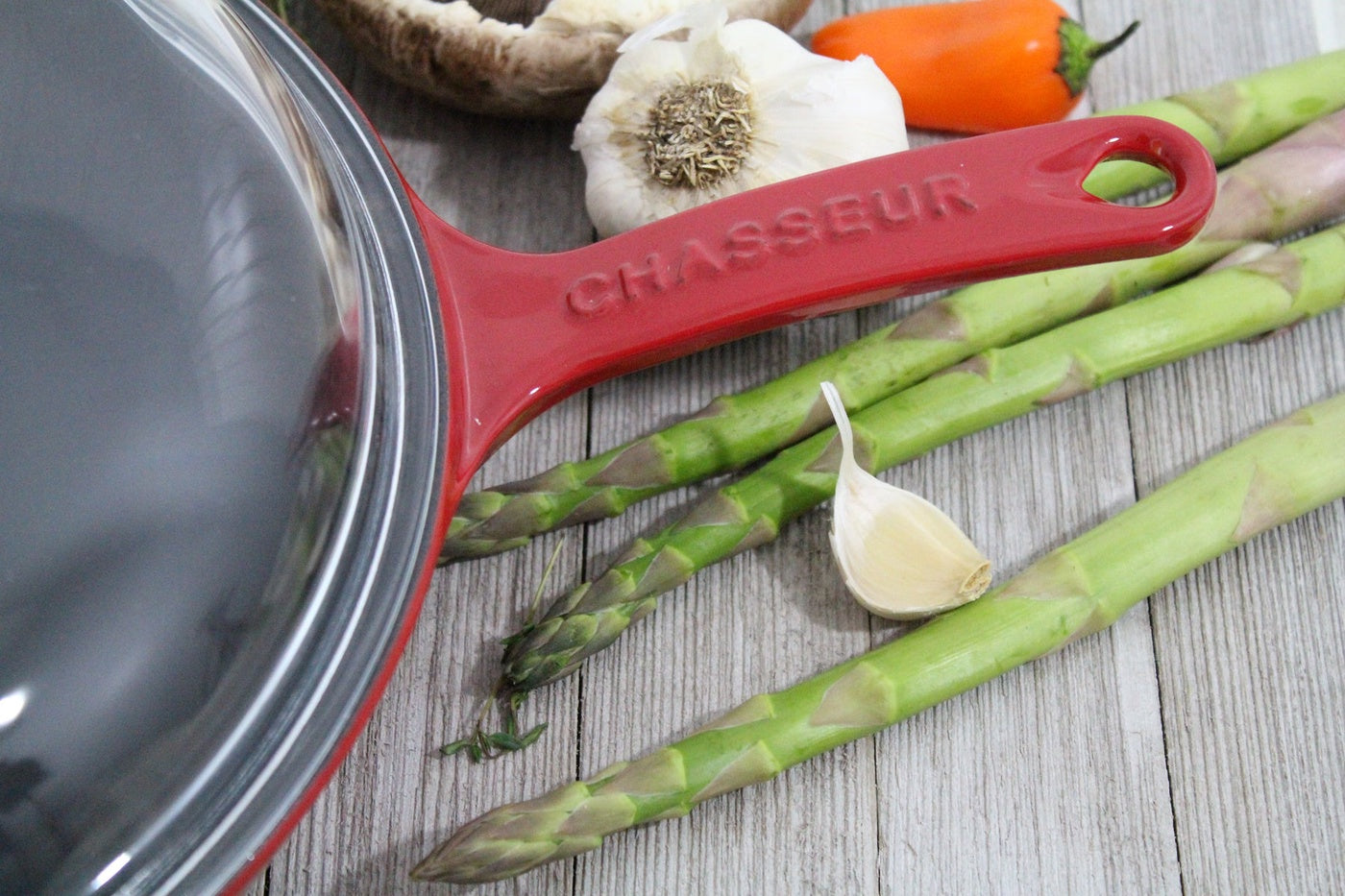  Chasseur Chasseur French Enameled Cast Iron Fry Pan With Cast Iron Handle and Glass Lid, 11-Inch, Red - Default Title - Bonton