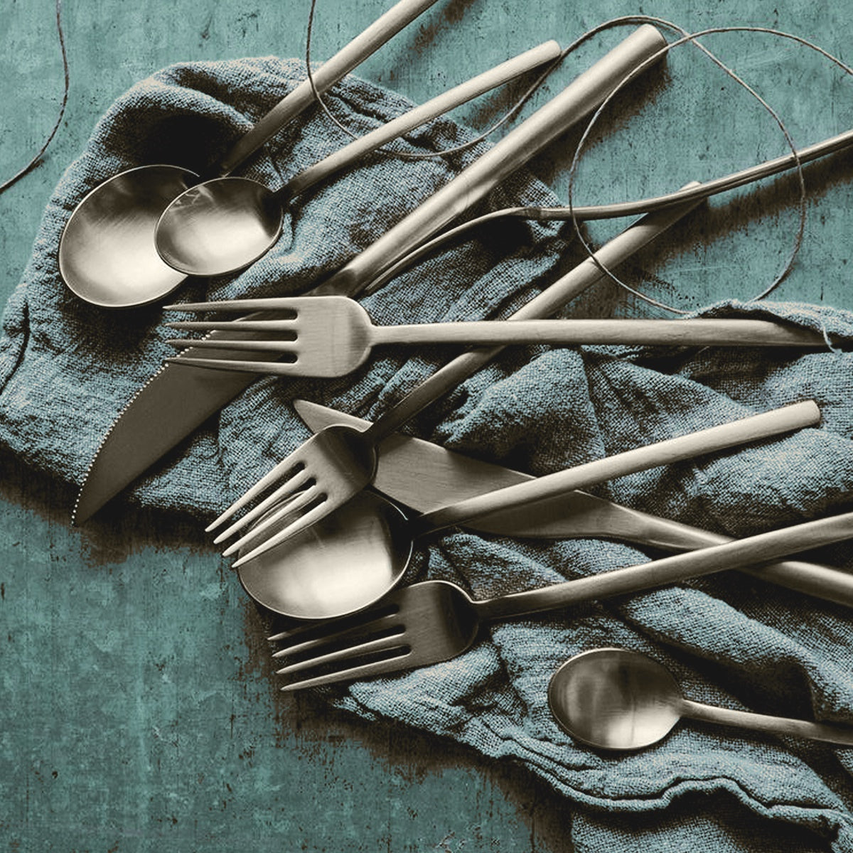  Mepra Due Flatware Set - Ice Champagne - Bonton