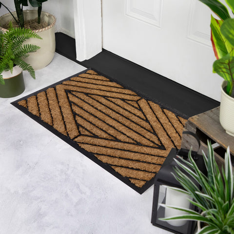 Black and Brown Diamond Pattern Doormat With Rubber Back 29 X 17