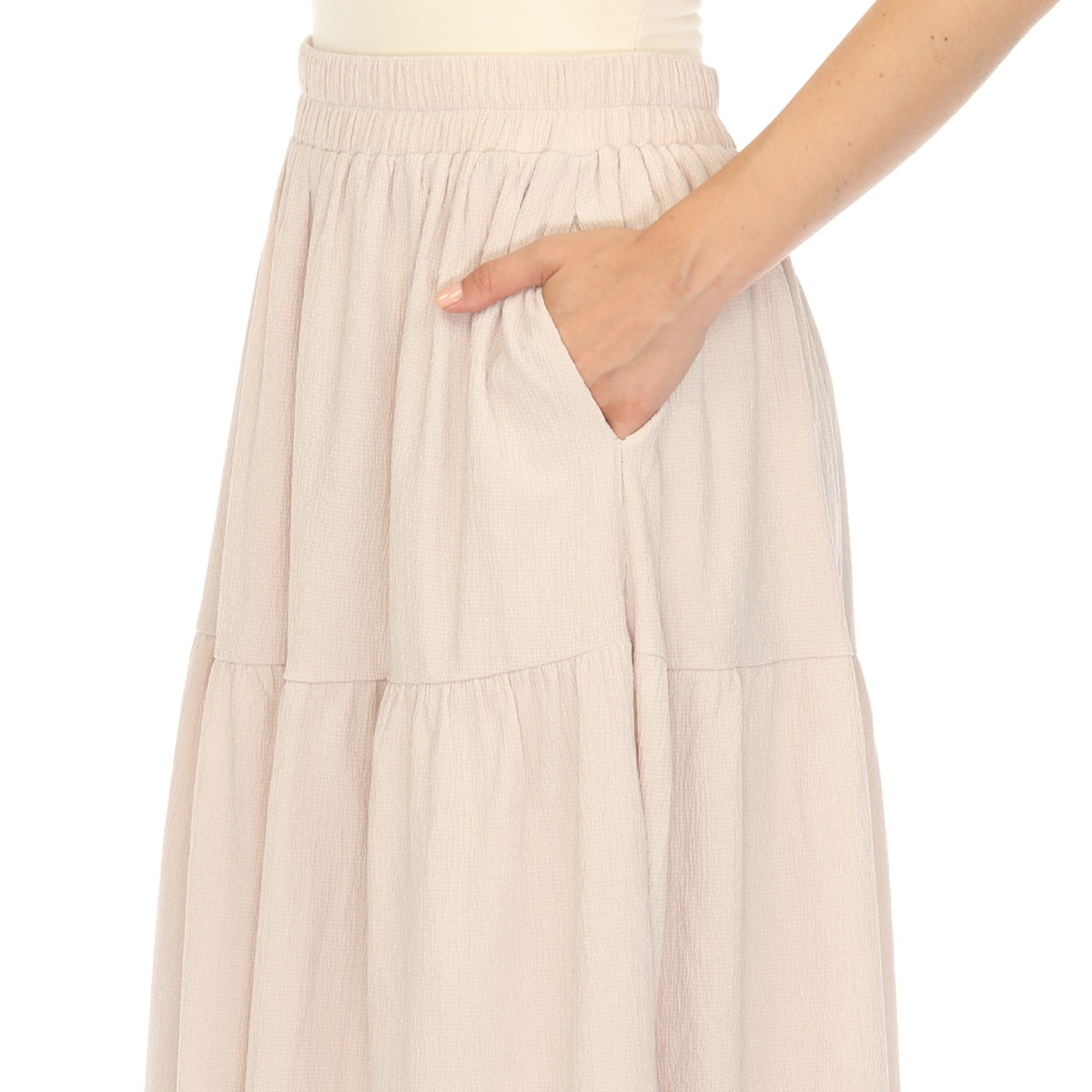  White Mark Women's Pleated Tiered Maxi Skirt - M - Bonton