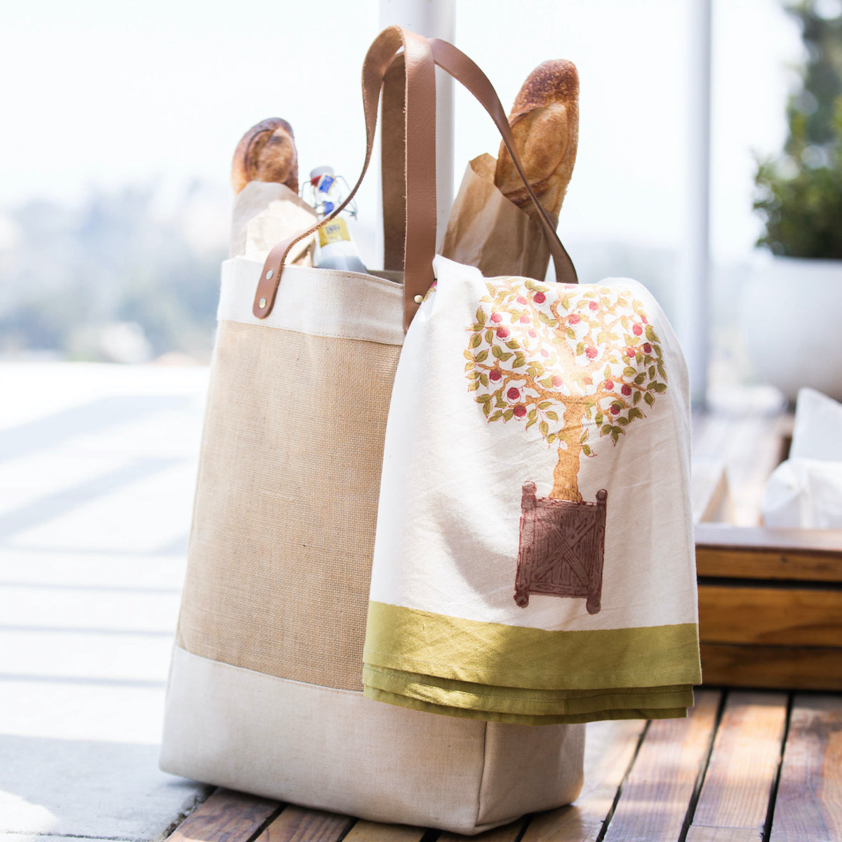  Caravan Burlap Natural Market Tote - Default Title - Bonton