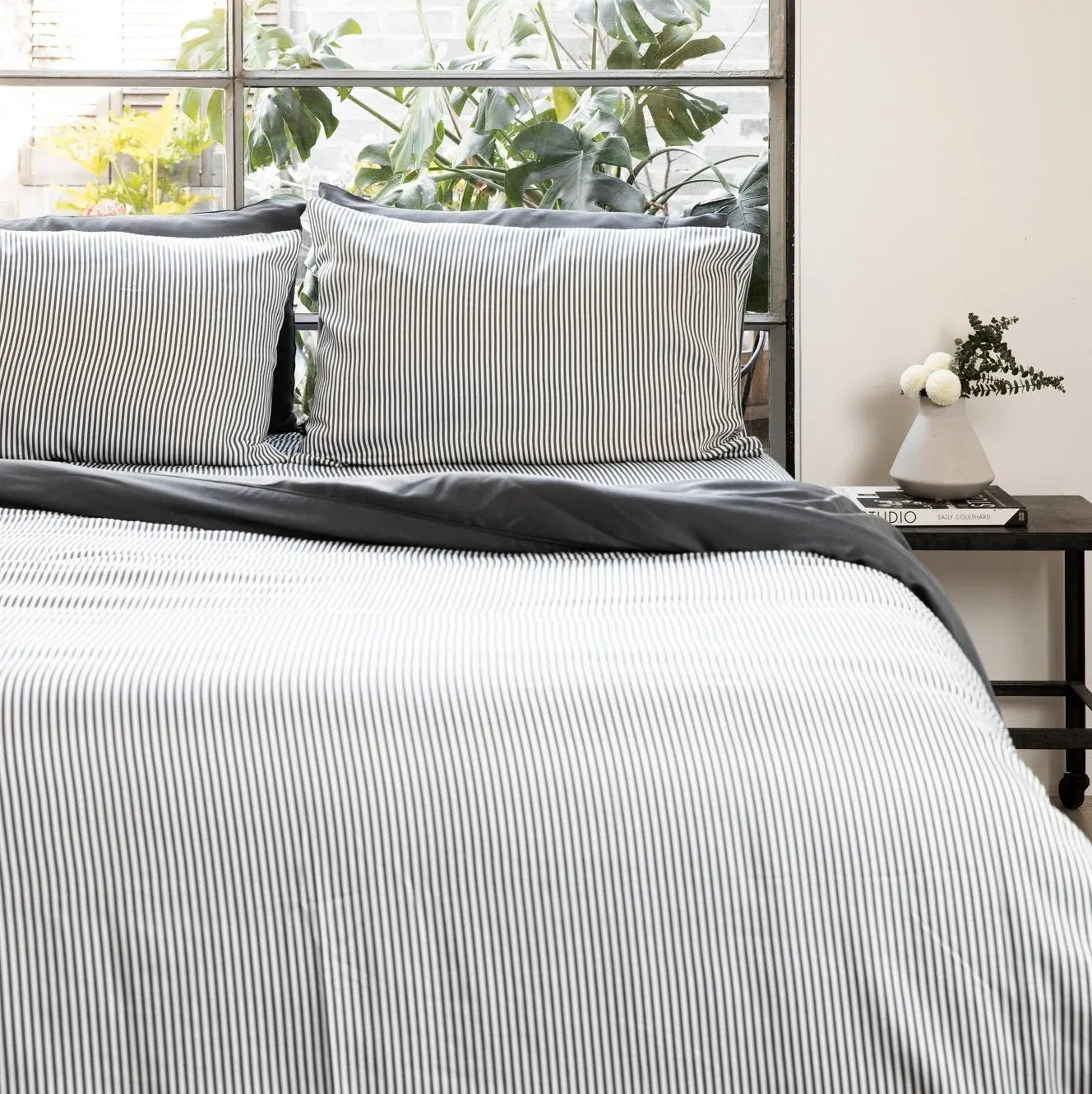  ettitude Signature Bamboo Flat Sheet by ettitude - Queen - Bonton