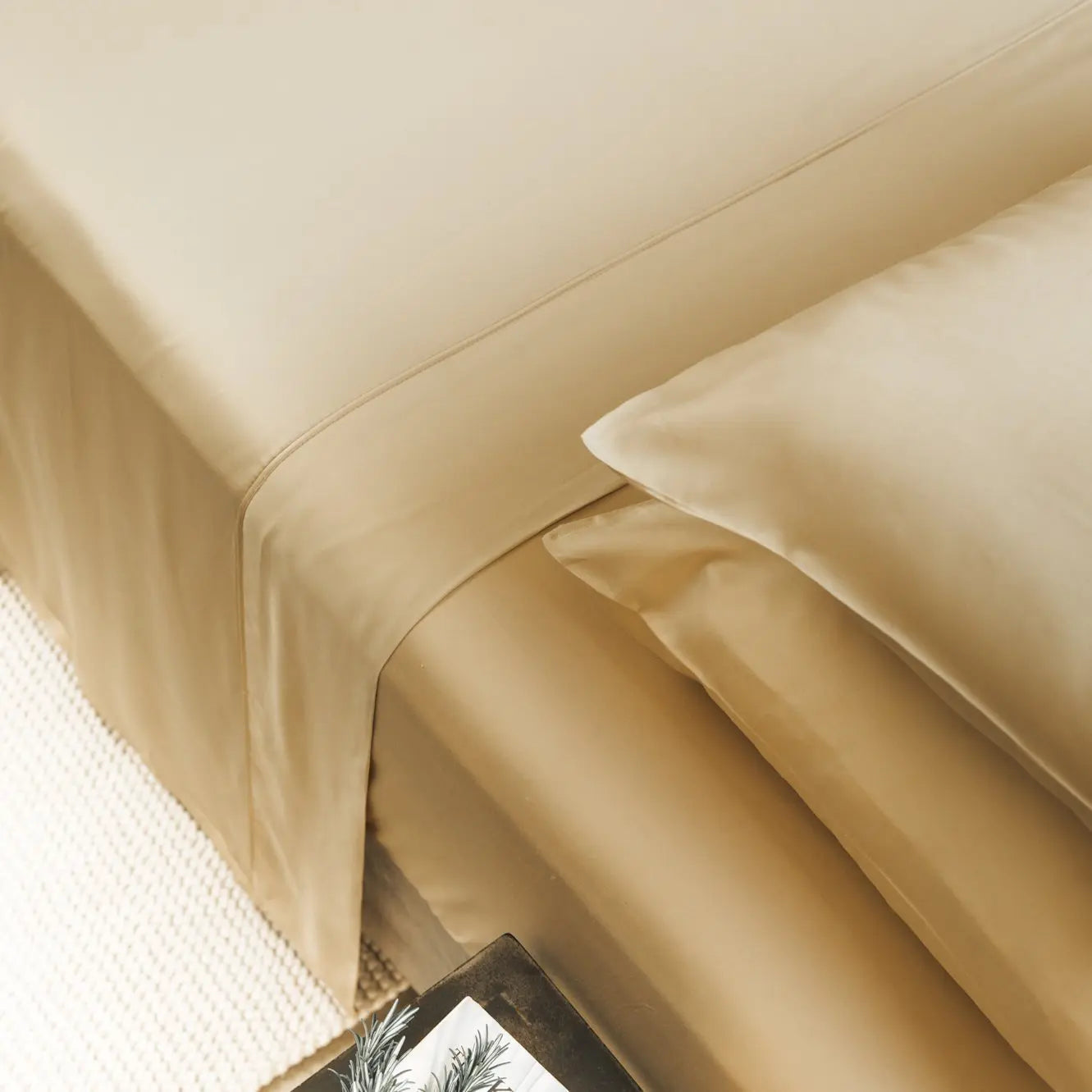  ettitude Signature Bamboo Flat Sheet by ettitude - Queen - Bonton