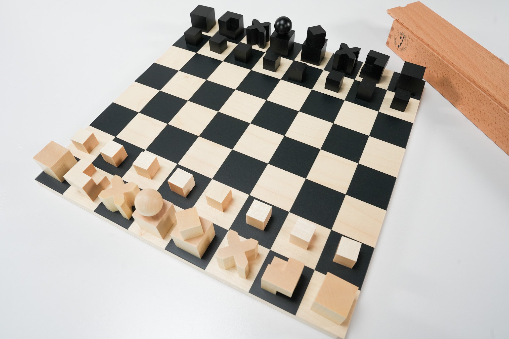  Chess House Bauhaus Chess Set - Board and Pieces by Chess House - Default Title - Bonton