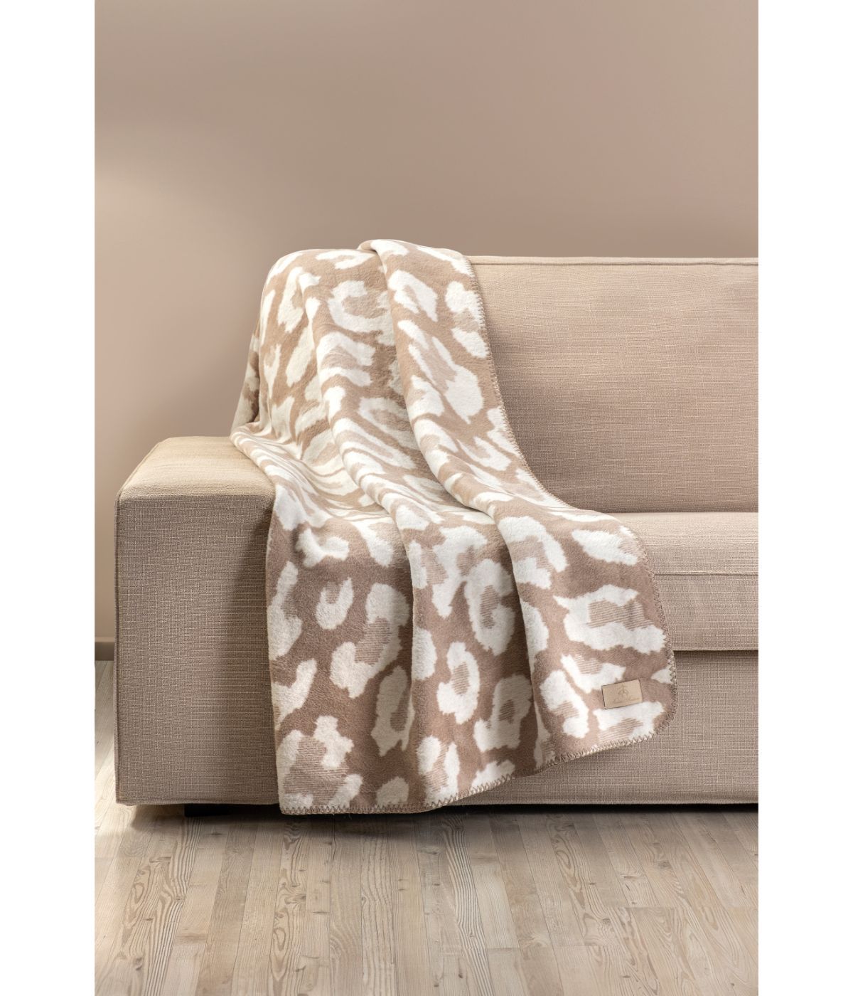  Brooks Brothers Leopard Throw Beige - Beige - Bonton