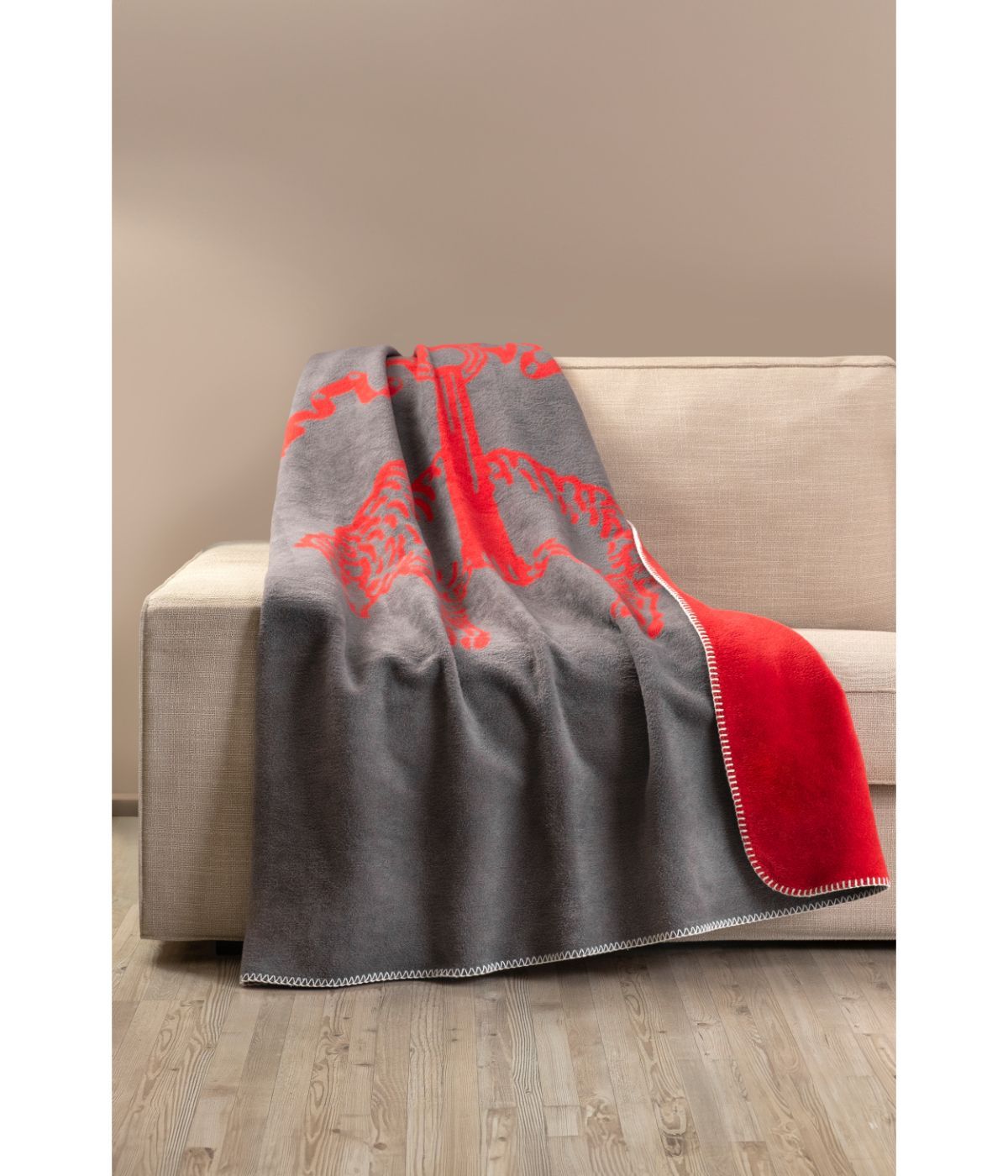  Brooks Brothers Double Faced Lamb Logo Throw Red - Red - Bonton