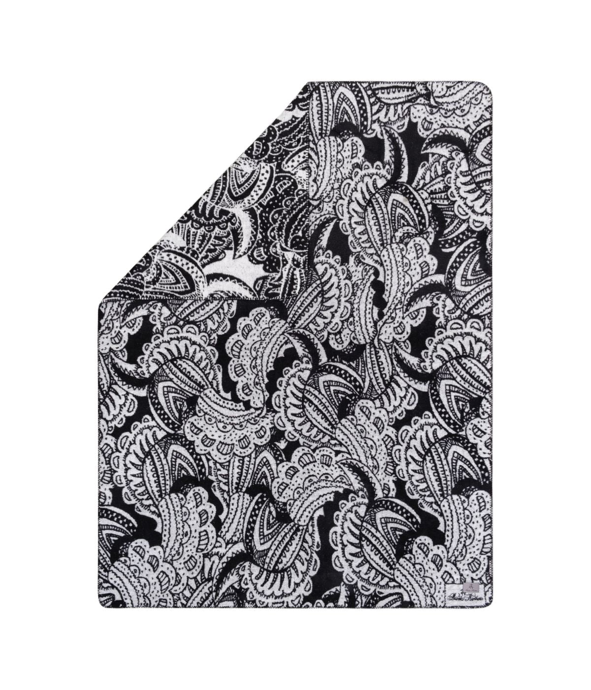  Brooks Brothers Brooks Brothers Paisley Throw White - White - Bonton