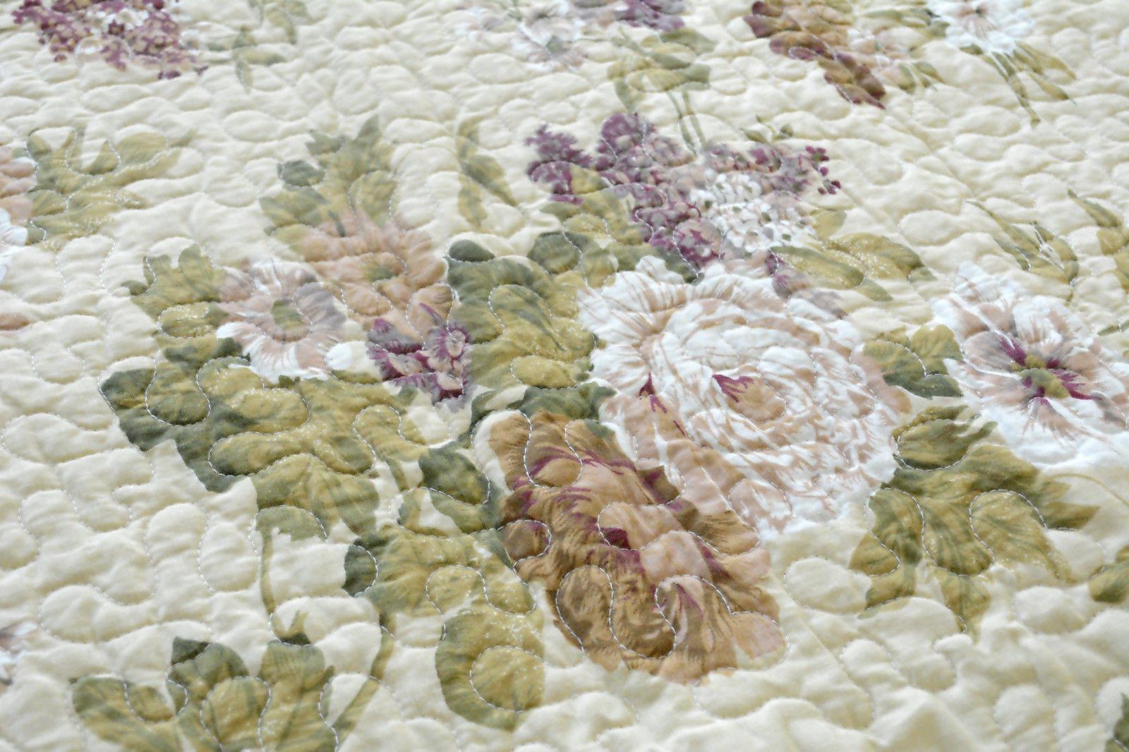  DaDa Bedding Collection DaDa Bedding Vintage Cottage Rose Garden Floral Ivory Yellow Cotton Scalloped Quilted Bedspread Set (DXJ103478) by DaDa Bedding Collection - Twin - Bonton