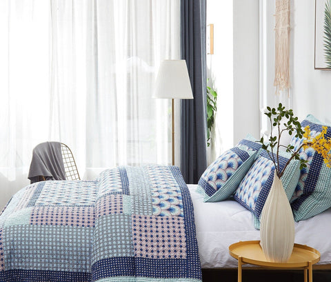 DaDa Bedding Mediterranean Blue Mint Green Patchwork Quilted Bedspread Set (JHW-884) by DaDa Bedding Collection