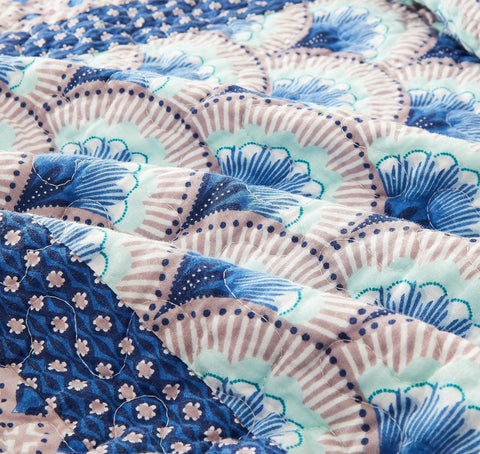 DaDa Bedding Mediterranean Blue Mint Green Patchwork Quilted Bedspread Set (JHW-884) by DaDa Bedding Collection