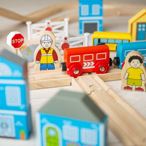 Town and Country Train Set by Bigjigs Toys US