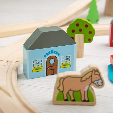 Town and Country Train Set by Bigjigs Toys US