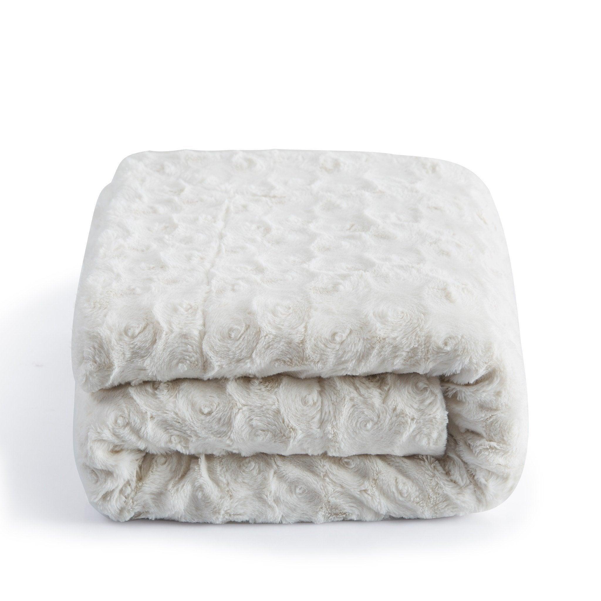  DaDa Bedding Collection DaDa Bedding Luxury White Roses Fluffy Soft Sherpa Backside Faux Fur Throw Blanket (K11) by DaDa Bedding Collection - 50