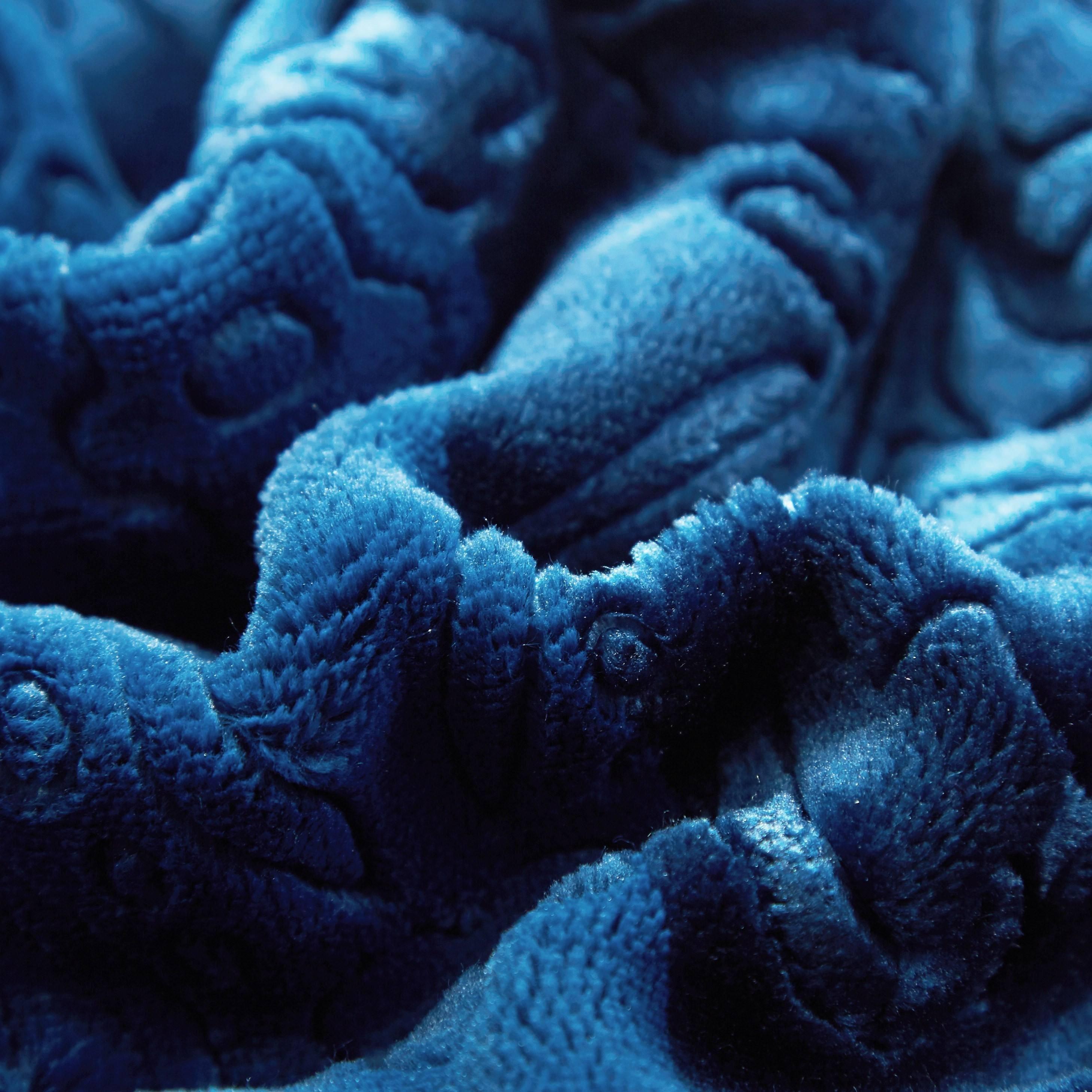  DaDa Bedding Collection Tache Solid Embossed Cozy Night Blue Sherpa Throw Blanket by DaDa Bedding Collection - 50x60 - Bonton