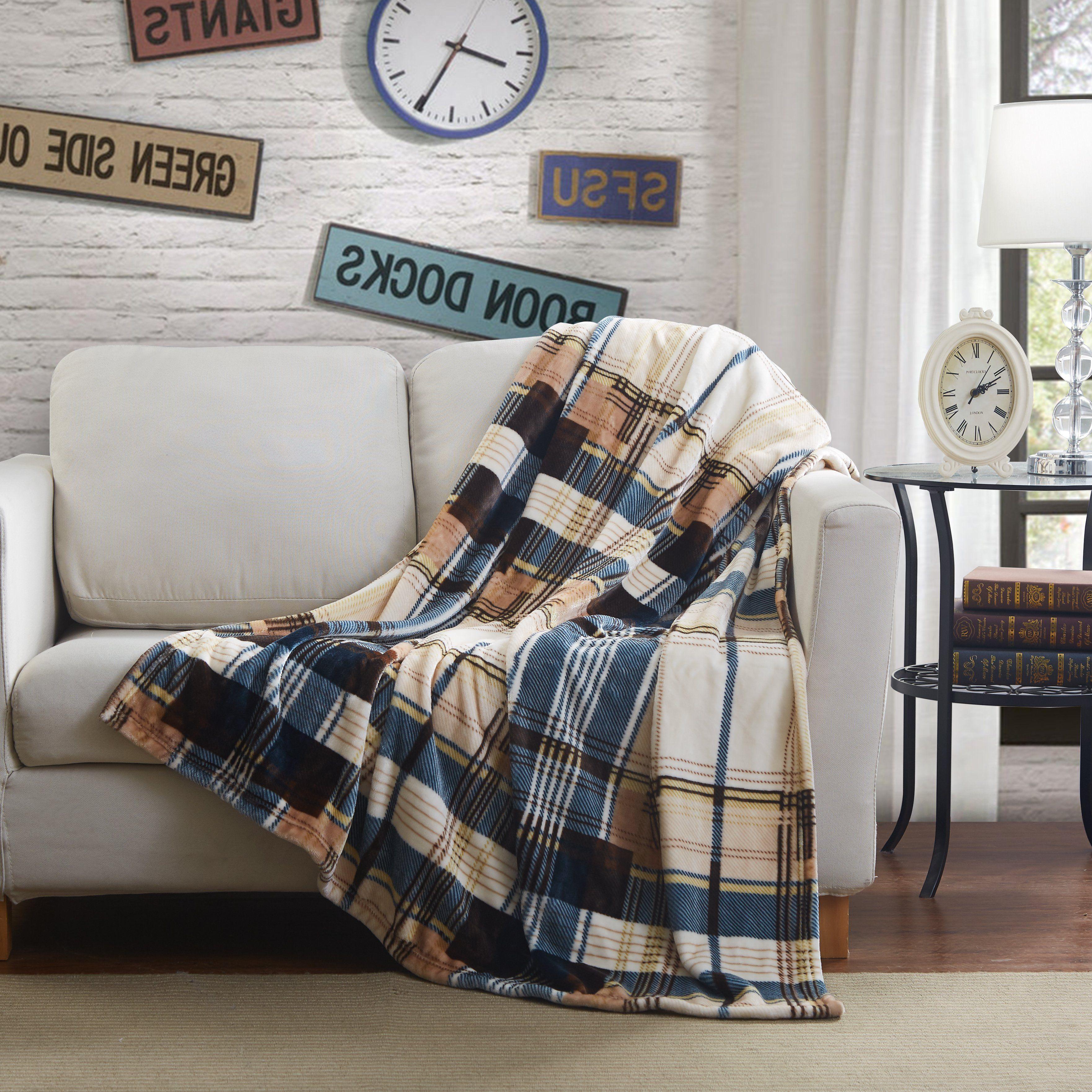  DaDa Bedding Collection Tache Super Soft Winter Cabin Flannel Polyester Throw Blanket by DaDa Bedding Collection - 66