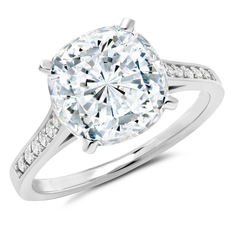 Cushion Cut Ring in Platinum