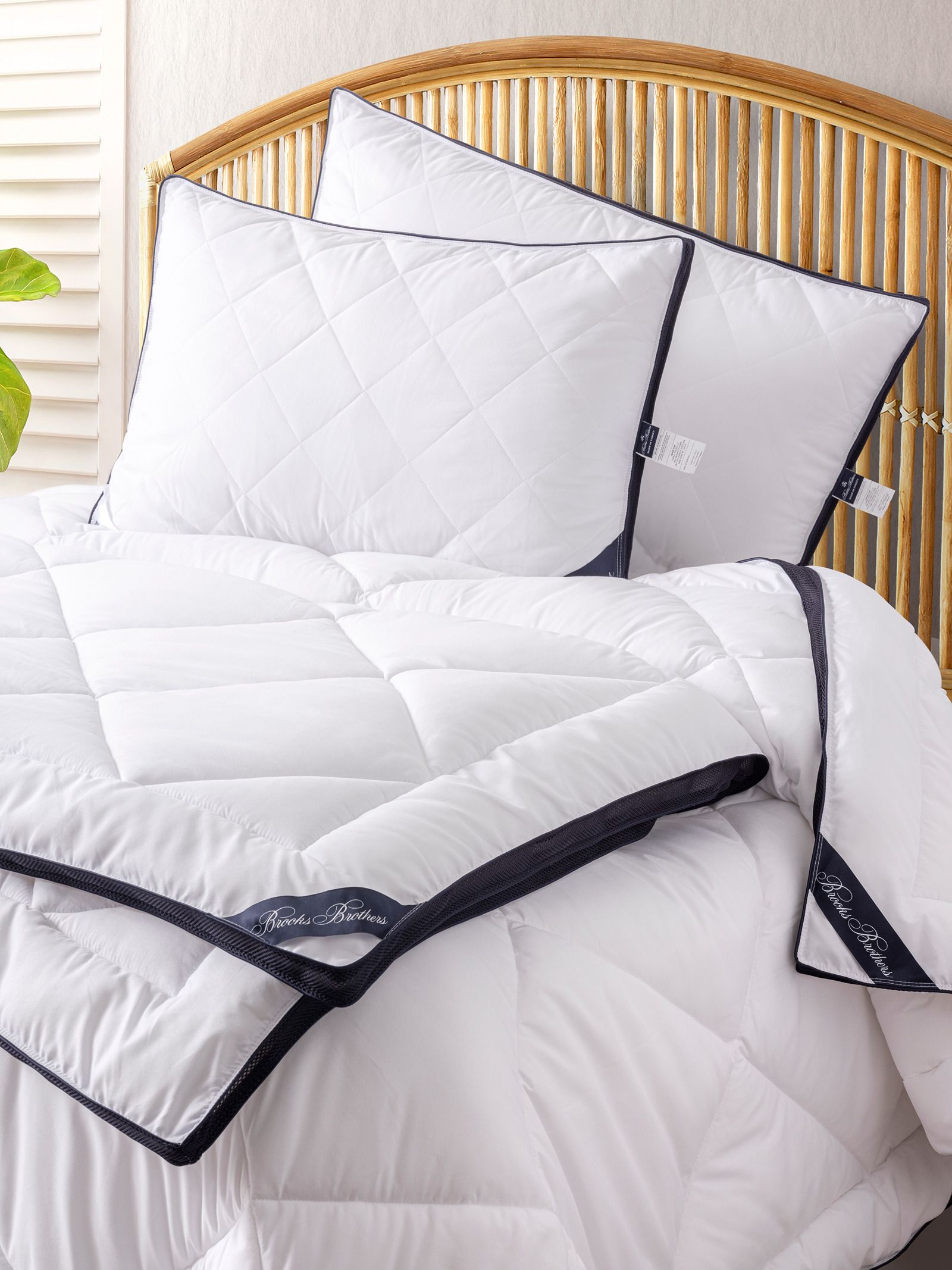  Brooks Brothers Climate Pillow with Microgel Filling - White - Bonton