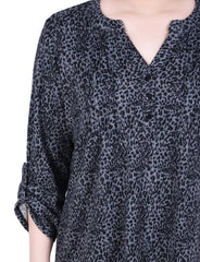 Petite 3/4 Roll Sleeve Top
