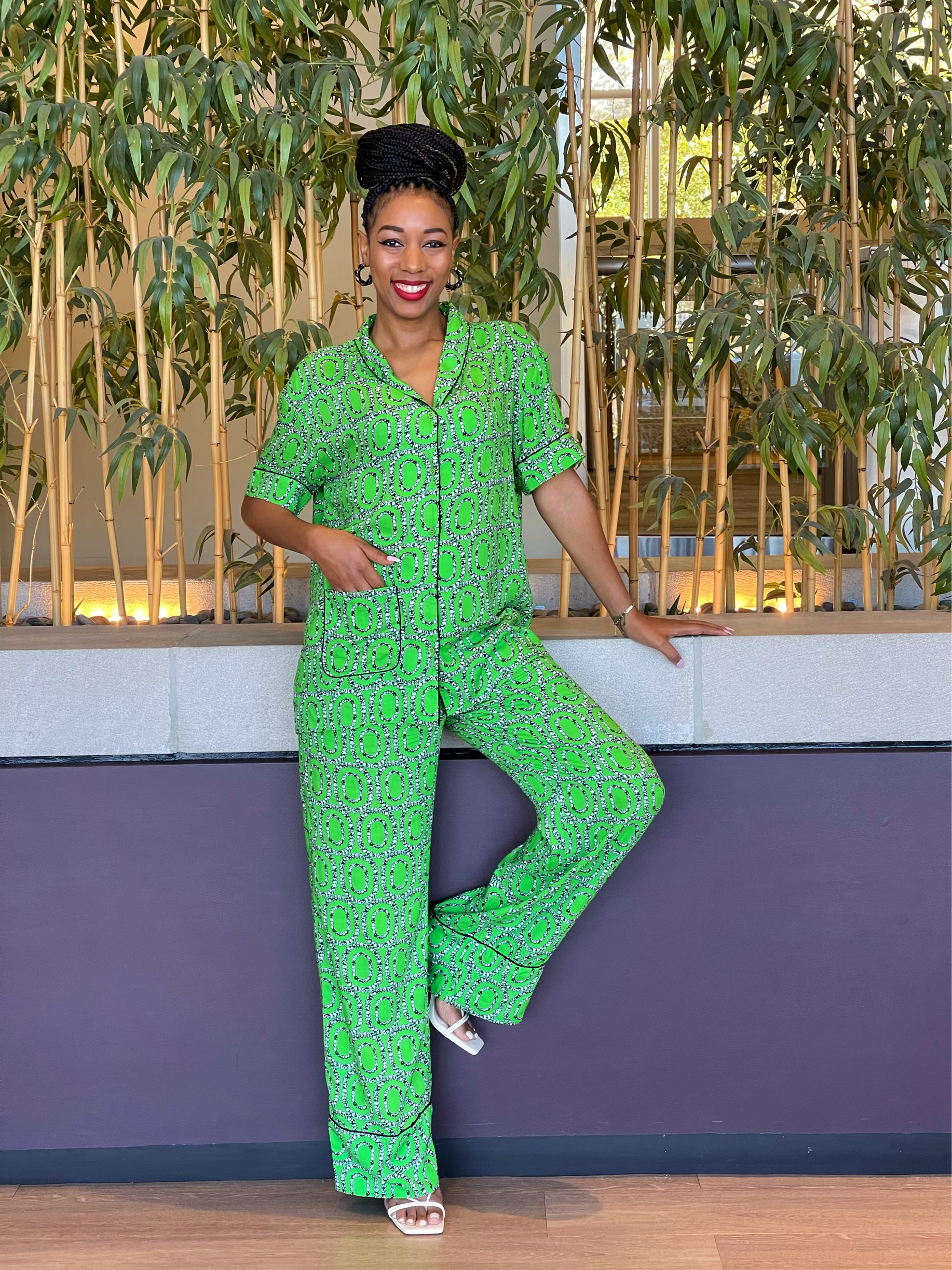  ChicNiCity SAMII Button Down Short Sleeve Pajama Inspired Top 2 - GREEN - Bonton