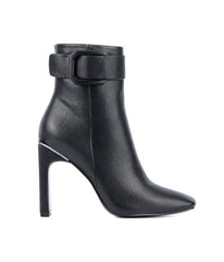 Torgeis Women's Daphne Booties Black