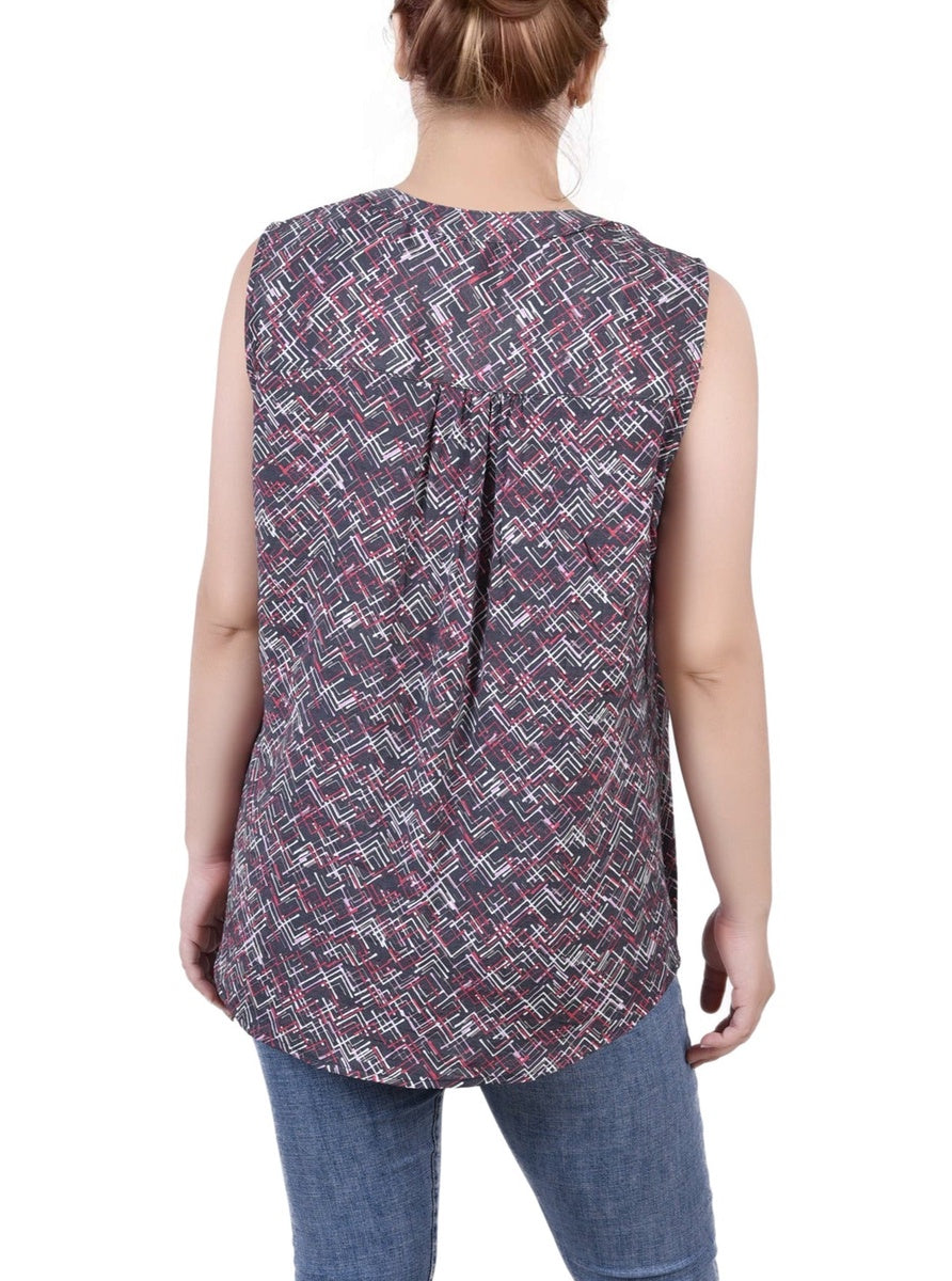  NY Collection Petite Sleeveless Pintucked Blouse - Black Palmdive - Bonton