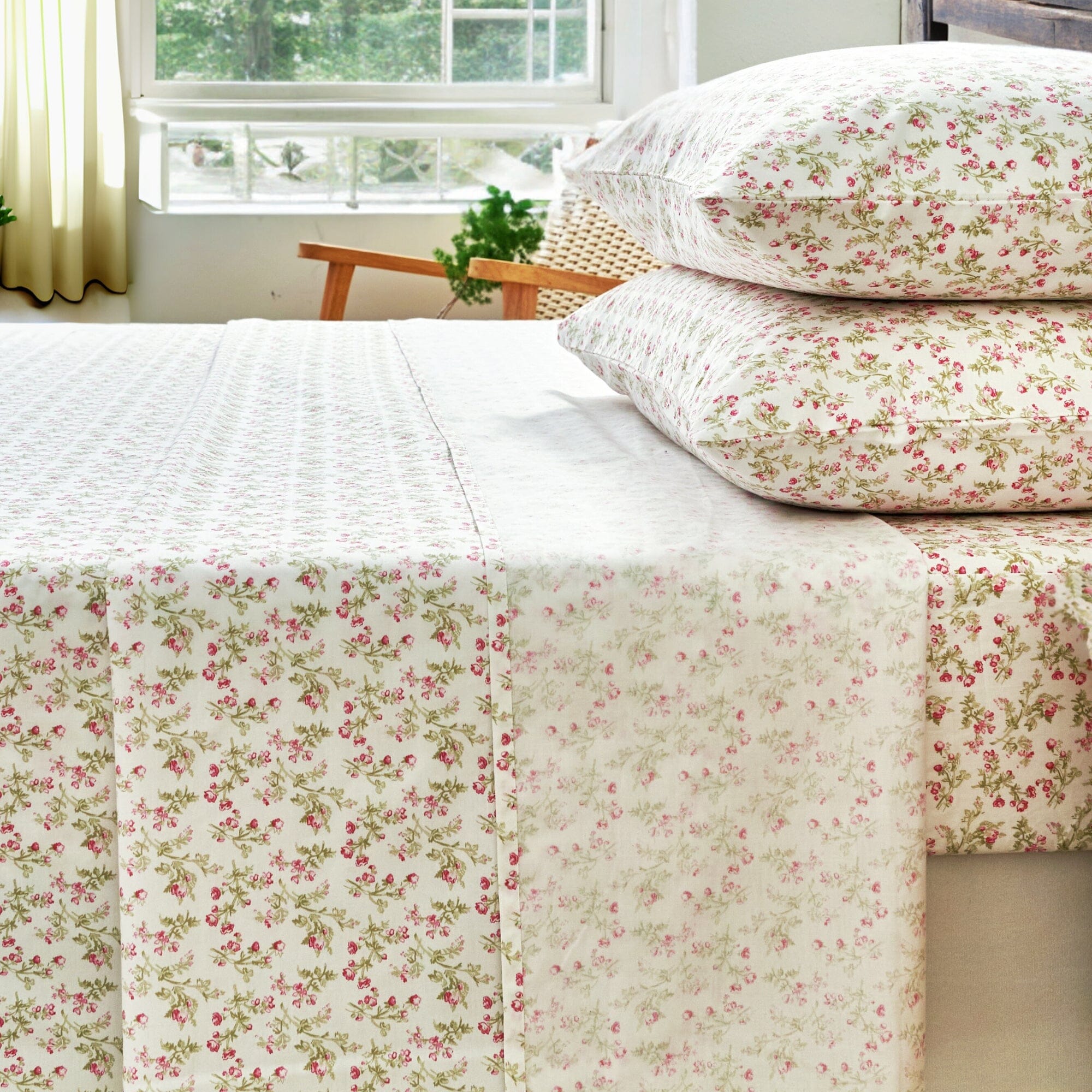  DaDa Bedding Collection DaDa Bedding Collection Romantic Coquette Sheet Set - 100% Cotton Floral Fitted & Flat Sheets with Pillowcases - Deep Pocket Design - Soft, Breathable, Wrinkle-Resistant by DaDa Bedding Collection - Twin - Bonton