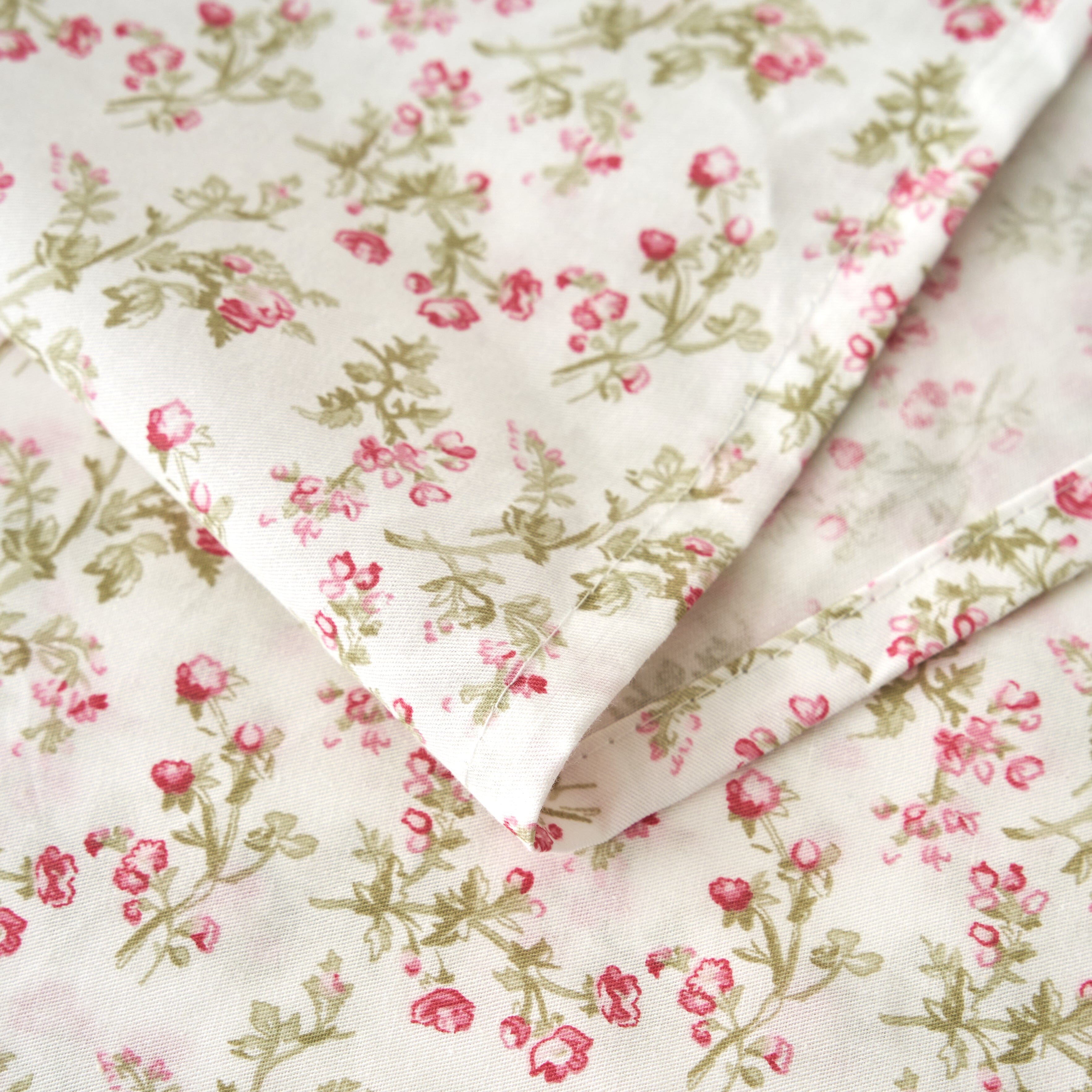  DaDa Bedding Collection DaDa Bedding Collection Romantic Coquette Sheet Set - 100% Cotton Floral Fitted & Flat Sheets with Pillowcases - Deep Pocket Design - Soft, Breathable, Wrinkle-Resistant by DaDa Bedding Collection - Twin - Bonton