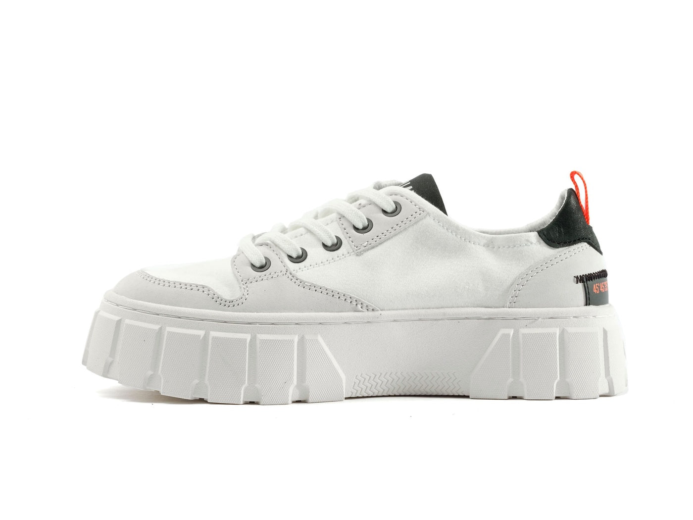  Palladium PALLATOWER LO - Womens 6 - Bonton