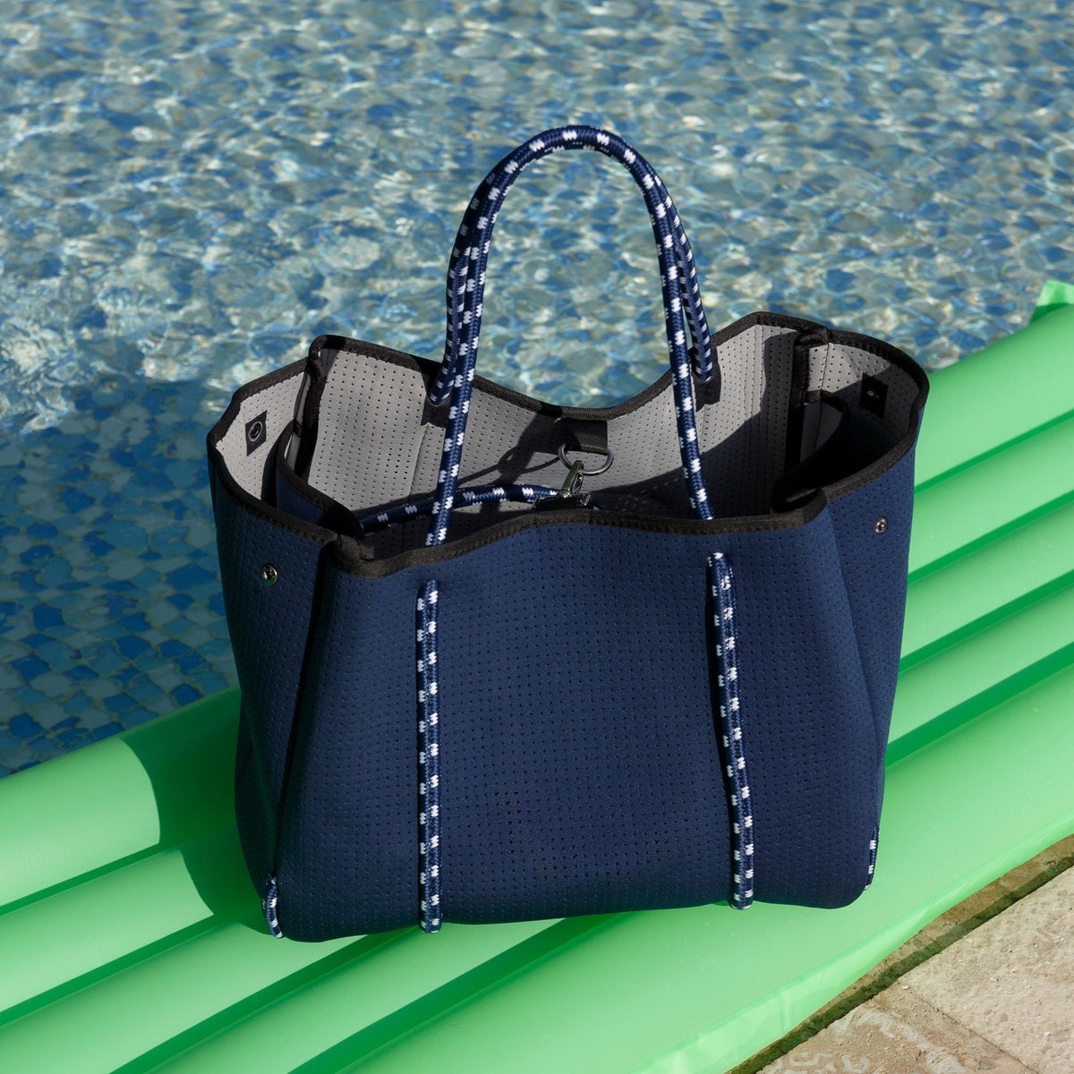  Pop Ups Brand Everyday Tote Deep Blue - Default Title - Bonton