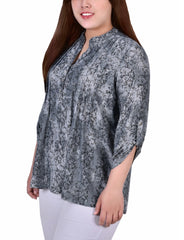 Plus Size 3/4 Roll Tab Sleeve Y Neck Top