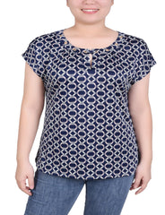 Plus Size Extended Sleeve Top With Grommets