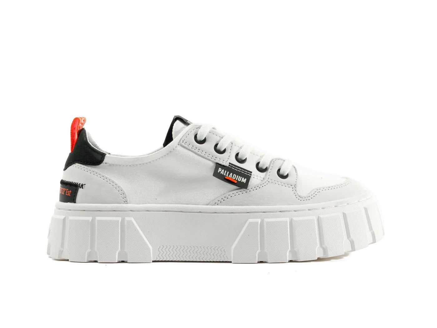  Palladium PALLATOWER LO - Womens 6 - Bonton