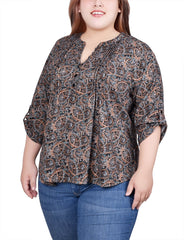 Plus Size 3/4 Roll Sleeve Top