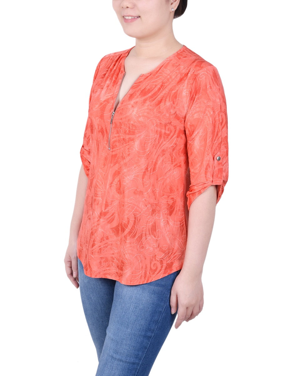  NY Collection 3/4 Roll Tab Zip Front Jacquard Knit Top - Red Sakadotduo - Bonton