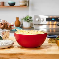 Served Vacuum-Insulated Large Serving Bowl (3Q) - Strawberry