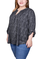 Plus Size 3/4 Roll Sleeve Top