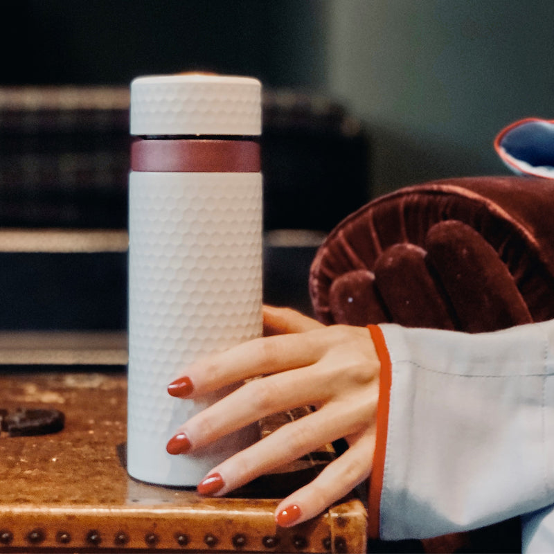  Acera Harmony Stainless Steel Travel Mug With Ceramic Wall X Swarovski Crystal - Pearl White and Agate Red Rim with Swarovski Crest - Bonton