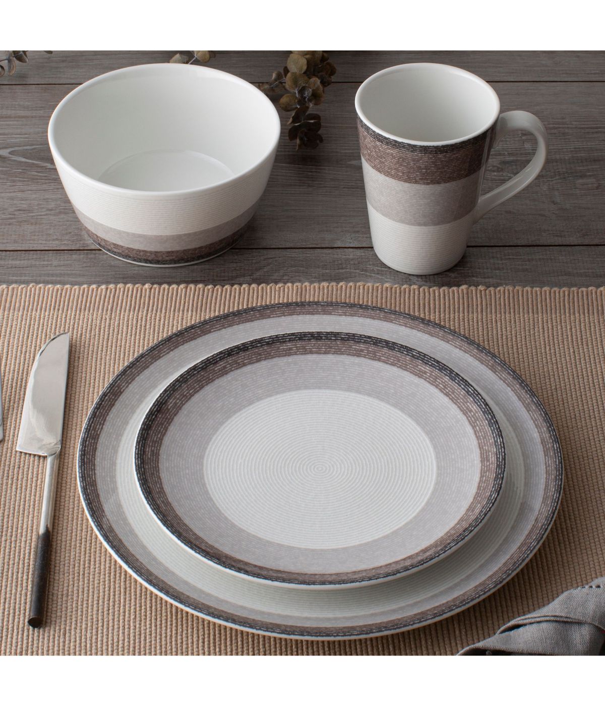  Noritake Colorscapes Layers 4 Piece Coupe Place Setting - Canyon - Bonton