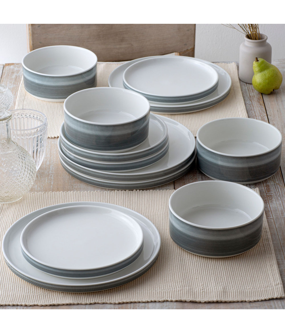  Noritake ColorStax Ombre 12 Piece Set, Service for 4 - Charcoal - Bonton