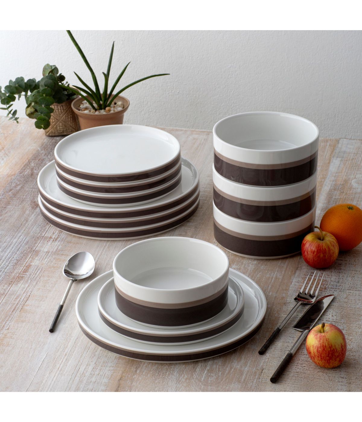  Noritake ColorStax Stripe 12 Piece Set, Service for 4 - Brown - Bonton