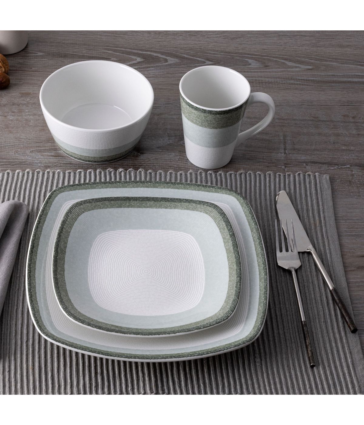  Noritake Colorscapes Layers 4 Piece Square Place Setting - Sage - Bonton