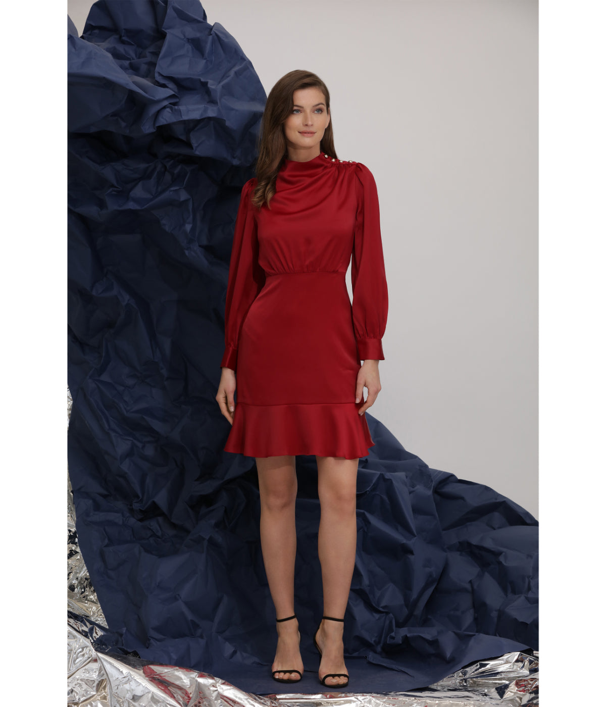  Maggy London Short Dress With Shoulder Drape Detail And Ruffle Hem - Red Velvet - Bonton