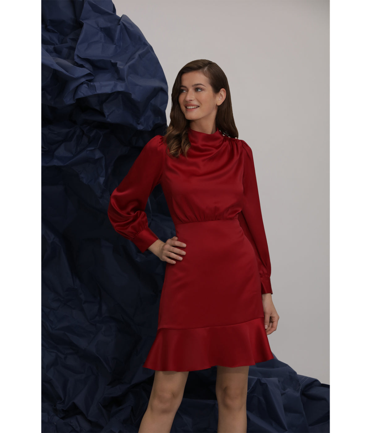  Maggy London Short Dress With Shoulder Drape Detail And Ruffle Hem - Red Velvet - Bonton